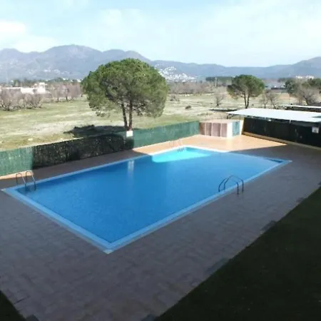 En 6 Pers Con Piscina Y Parking - Es-204-49 Apartment