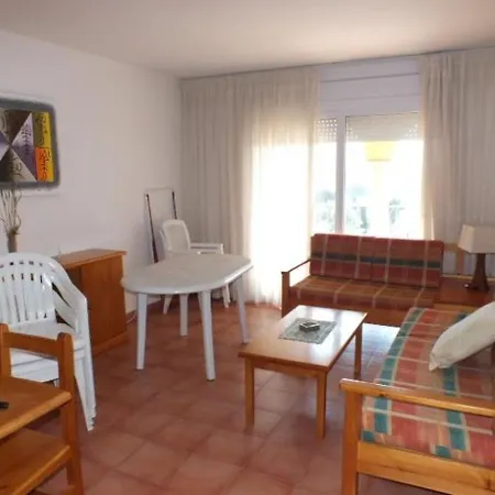 Apartment En 6 Pers Con Piscina Y Parking - Es-204-49 Roses